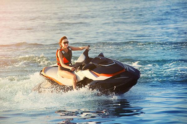 assurance jet ski